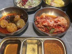 -草家酱蟹炭火烤肉店(珲春南路一店)
