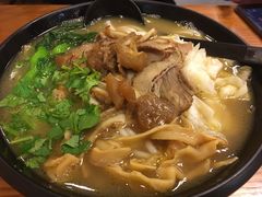 -鑫花溪牛肉米粉(凤凰街创始总店)