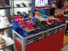 -百丽国际童鞋(泉屋百货店)