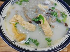-鸭小妹鸭血粉丝(老门东店)