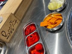 -马路牙子烧烤馄饨酒馆(望京店)