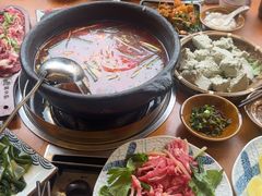 -贵厨酸汤牛肉(中铁逸都店)