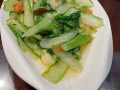 -乡村馕坑肉·烧烤·新疆菜·本地人更爱吃(阿勒泰首店)