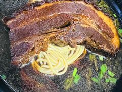 -小龙大肉面馆