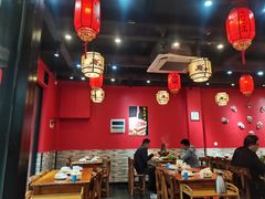 大堂-老北京热气涮羊肉·小龙虾·烤鱼(呼玛路店)