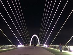 -南京眼步行桥