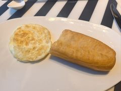 -万达文华酒店·48F云端窗景美食汇自助餐厅