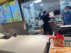 -麦当劳(轻轨曹杨路店)