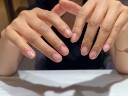 -孔雀手美甲美睫护理