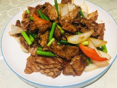 老北京爆三样-依江春水烤鸭店