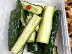 酸辣瓜条-河沿肉饼Beijing Pie(东华门店)