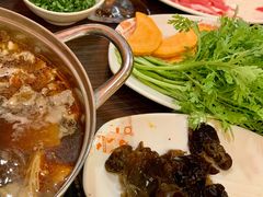 经典蔬菜拼盘-呷哺呷哺(世贸.工三店)