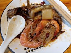 -小小河边鱼(天润城店)