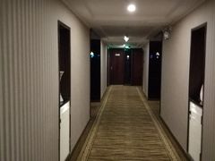 -华海酒店(茂名高铁站店)