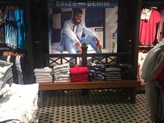 -Hollister Co(杭州万象城店)