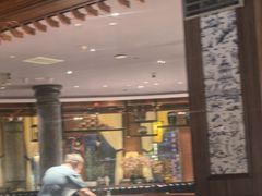 -八府香鸭·啫啫煲(华山路店)