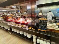 -圣丰索菲特·2 On 988 Café 自助餐厅