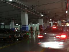 -百联南方购物中心·停车场