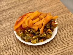 -鲜越鲜鱼粉(财富购物中心店)