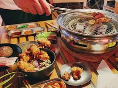 -叽叽扎扎烤肉场(生态城万达店)