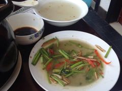 iphone_upload_pic-九华山友谊土菜馆 小资餐厅
