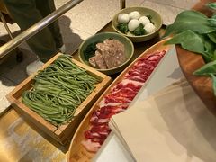 -左庭右院鲜牛肉火锅(新梅广场店)