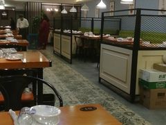 大堂-龙梅肥肠鱼(明瓦廊店)