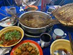 传统锅底-马路边边串串香(双井直营店)