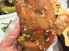 -川流不息·地道川菜·小龙虾(松东路店)