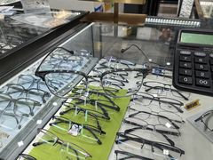 -三叶眼镜城(八佰伴店)