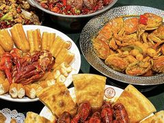 -叶派龙虾•招牌香辣蟹·海鲜(中海国际店)