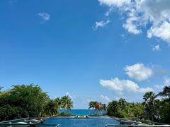 -亚龙湾喜来登·美景台大堂吧