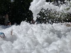 -大连金石滩绿发温泉假日酒店