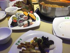 -蒙肥羊·酸汤潮牛·鲜牛肉火锅烤肉自助(岗顶店)