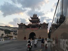 -迎宾楼(解放西街店)