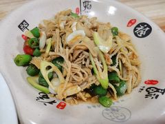 -何永光123鲜牛肉馆(1号店)