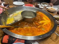 -佬土鹅肠火锅(中建大观店)