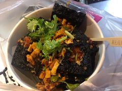 -黑色经典臭豆腐·湖南特产(步行街店)