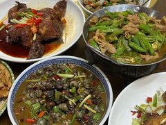 -芦茨金富饭庄·25年老字号·专做稻草鸡