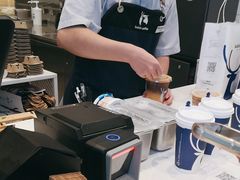 -瑞幸咖啡(凯德虹口龙之梦店)