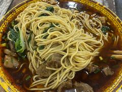 -胥佳烧鸡公牛肉面馆