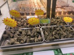 -鑫忆品香炒货(西五路店)