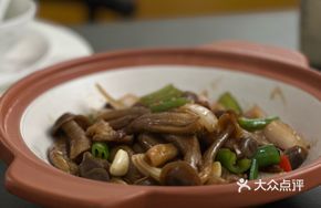 Braised Shiitake Mushrooms in Sauce