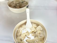 -周震馄饨