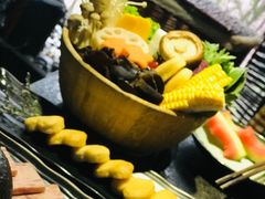 -湊湊火锅·茶憩(新中关购物中心店)