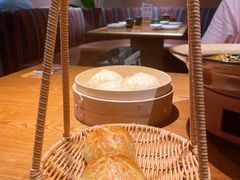 烤破酥包-云海肴·汽锅鸡·云南代表菜(天山百盛优客店)