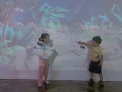 -恐龙探索乐园(磁器口店)