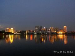 -晋爵会游泳馆(海湾公园店)