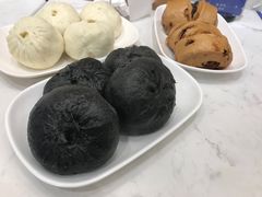 -李与白包子铺(桐梓林店)