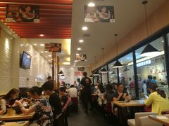 大堂-大鼓米线(浦东长泰店)